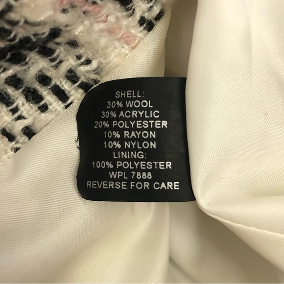 Anne Klein black/cream/pink plaid wool blend car coat. Size L - Picture 5 of 7